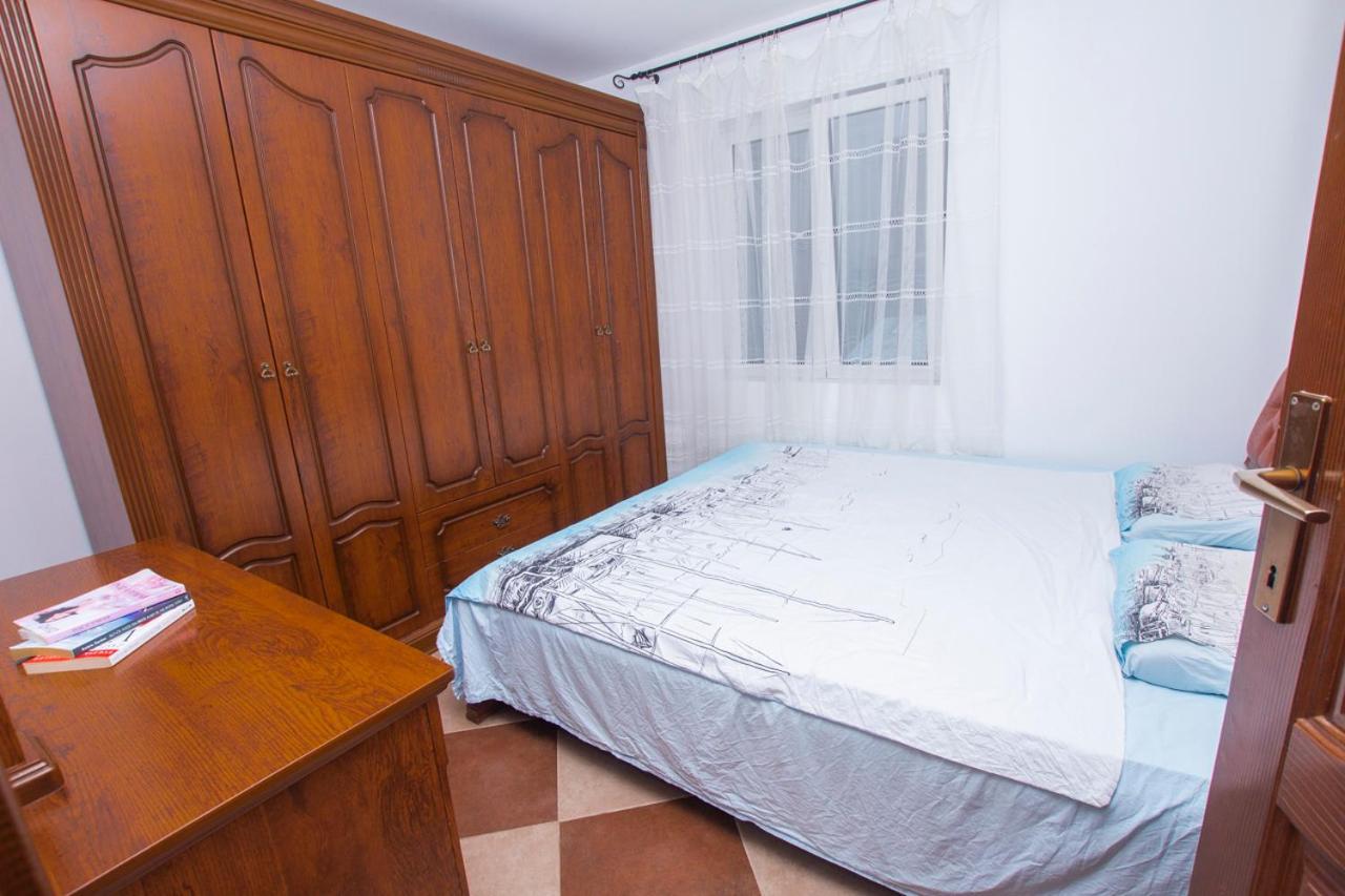 Lea Apartment Bar Bagian luar foto