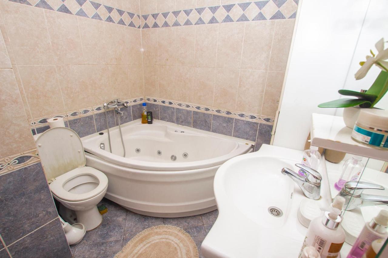 Lea Apartment Bar Bagian luar foto