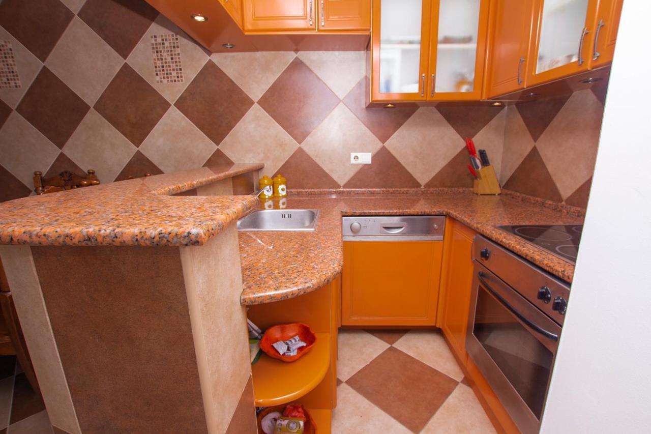 Lea Apartment Bar Bagian luar foto