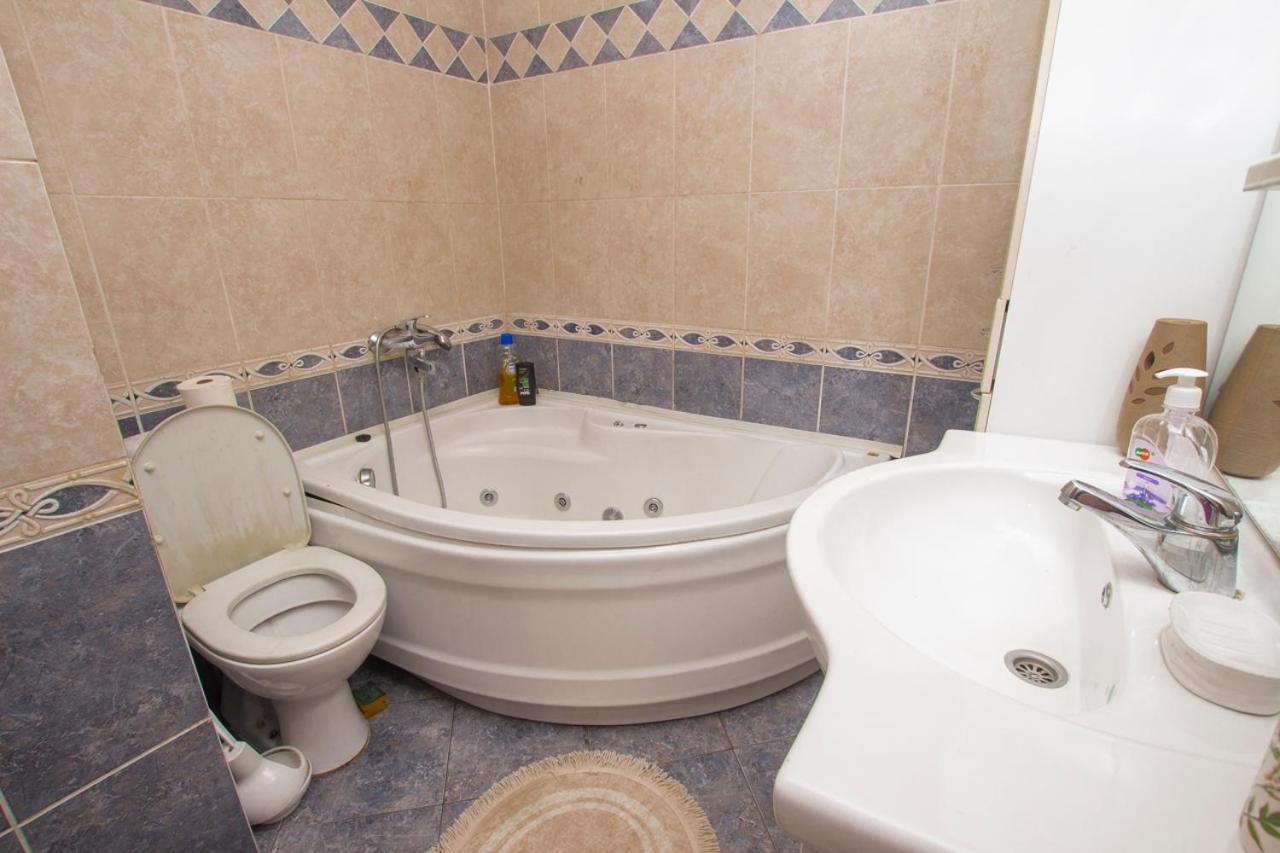 Lea Apartment Bar Bagian luar foto