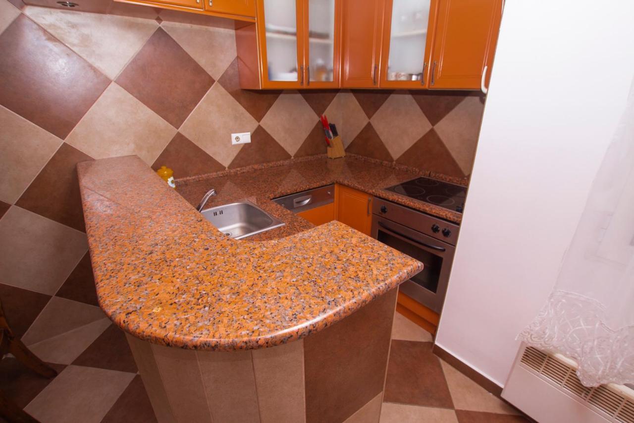 Lea Apartment Bar Bagian luar foto
